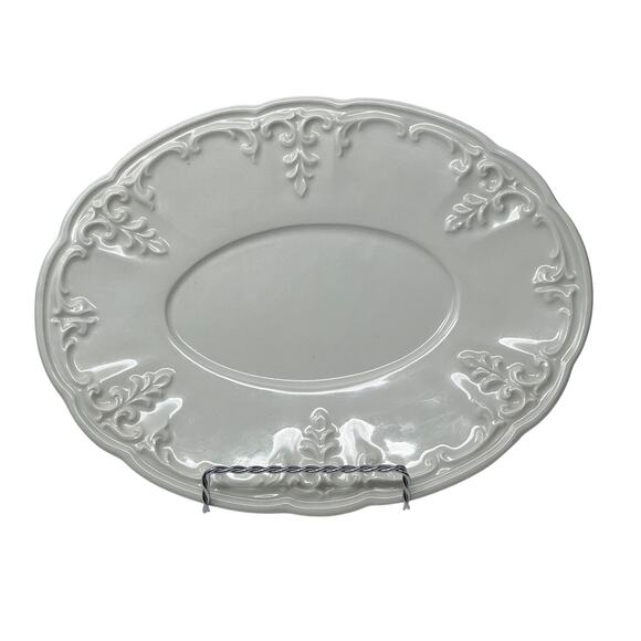 Elios Ceramiche ECM3 White Embossed Oval Plate 10×7.5″ Italy Discontinued EUC - Picture 1 of 7